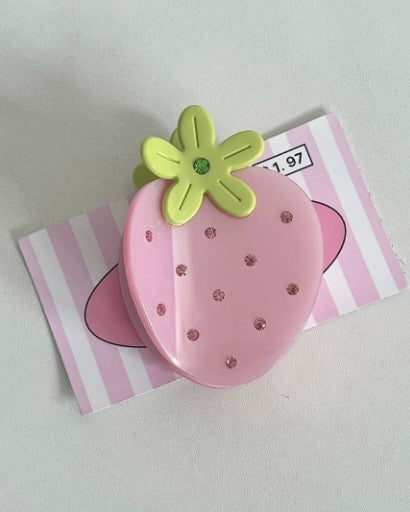 pink strawberry hair claw clip