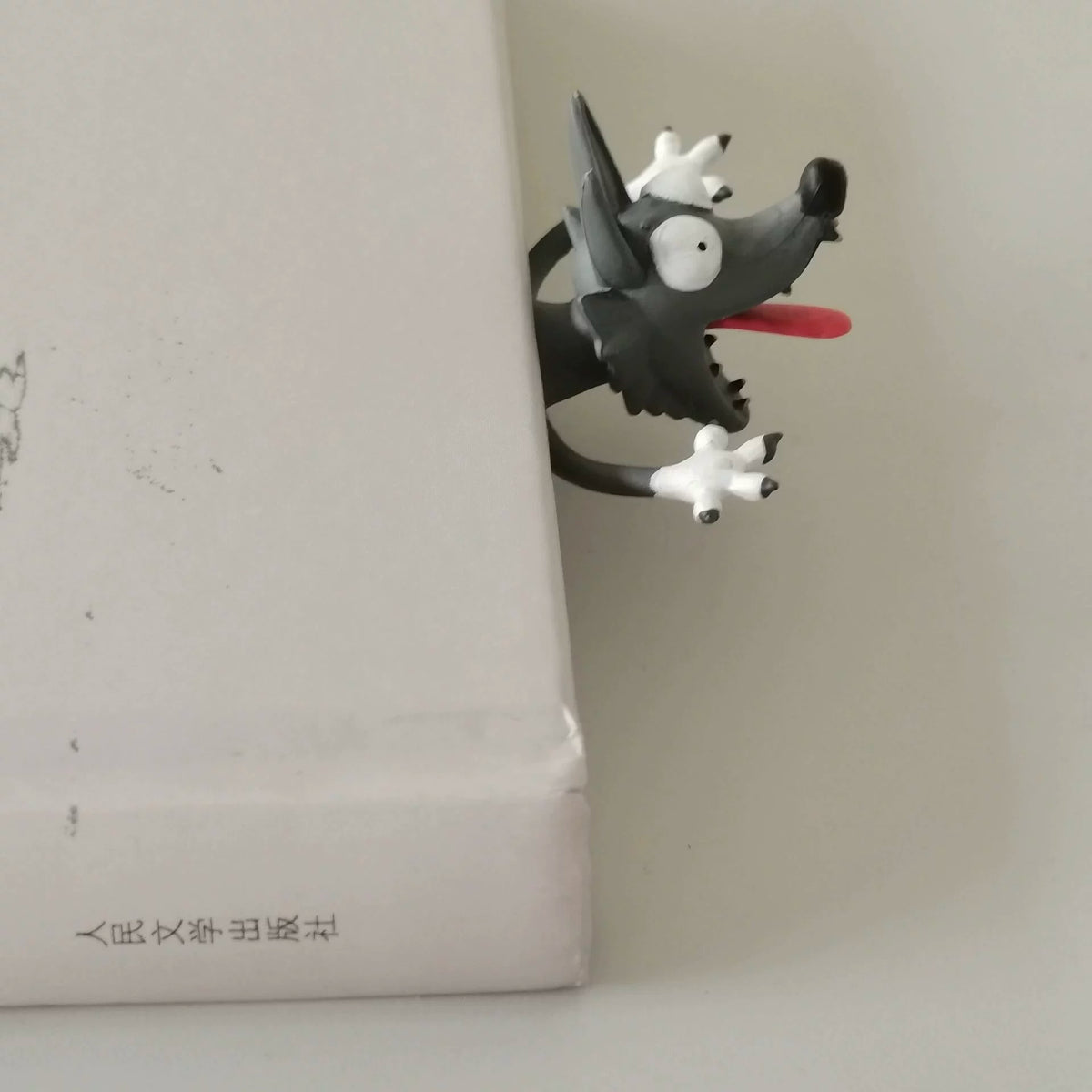 ouch! wolf bookmark πΊπ