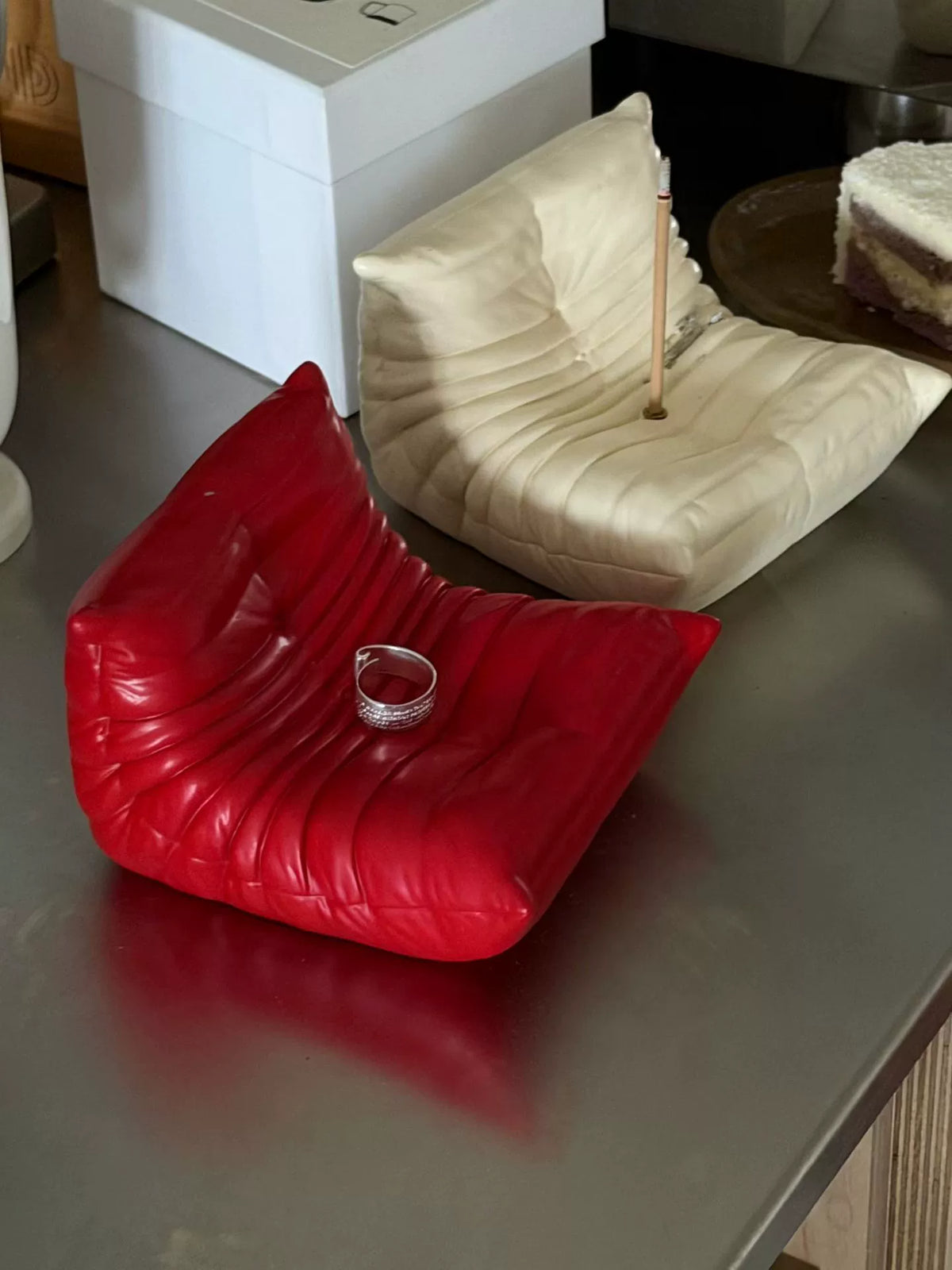 pleated sofa incense holder