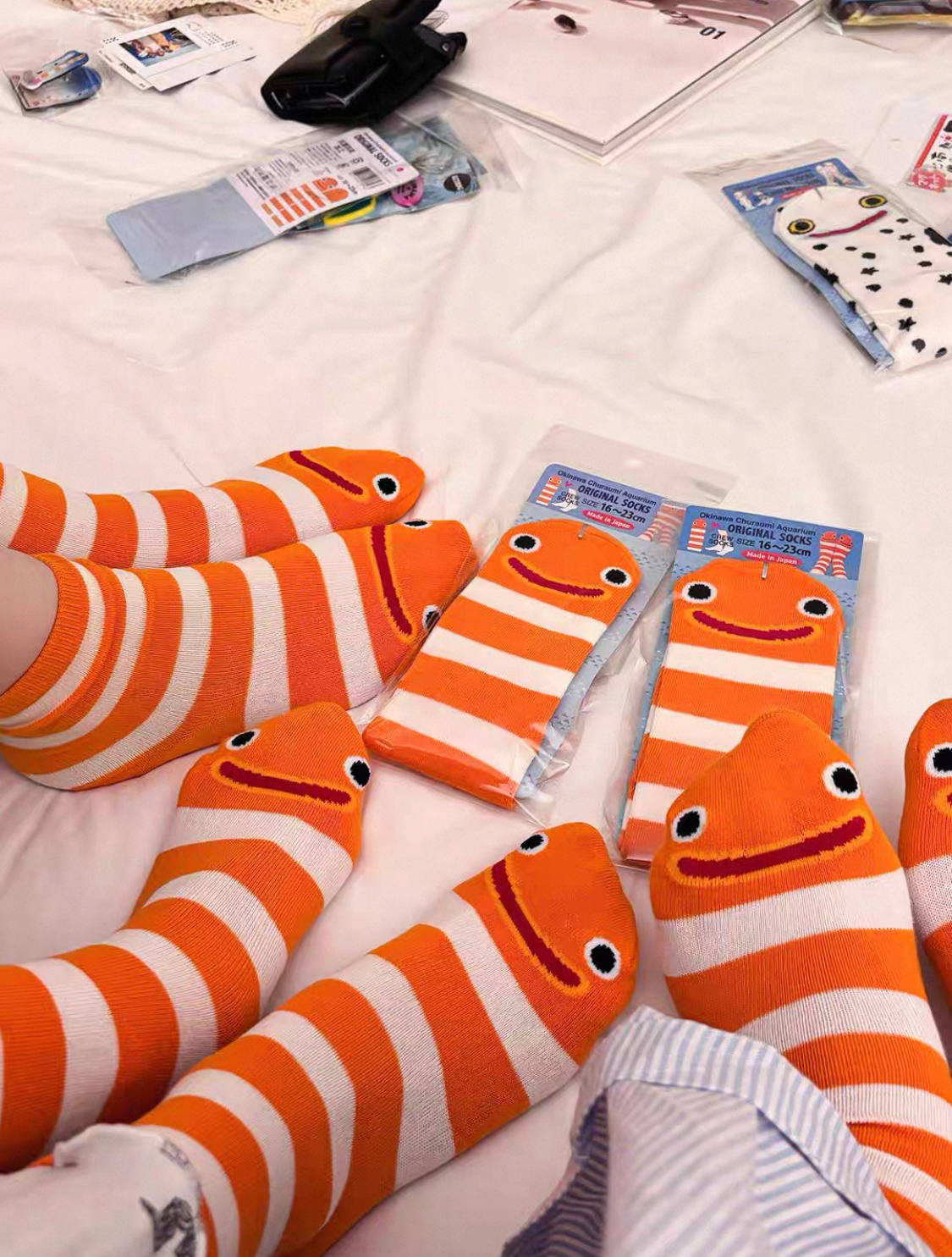 googly eyes worm socks