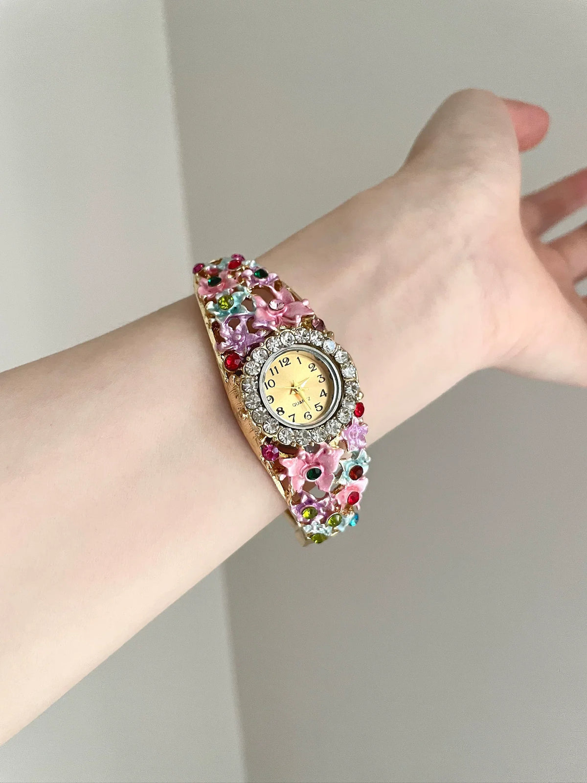 flower garden watch