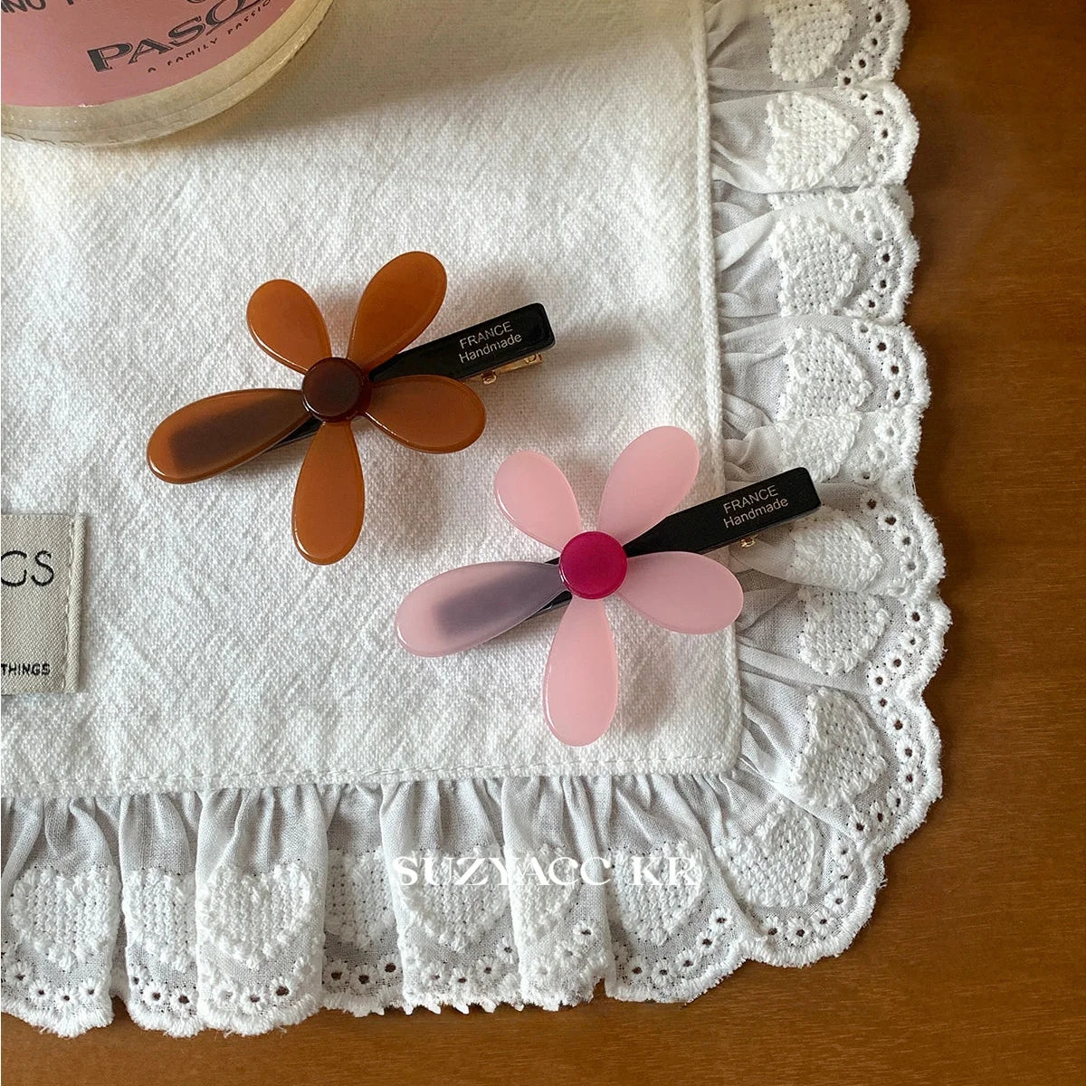 pretty daisy flower hairpin