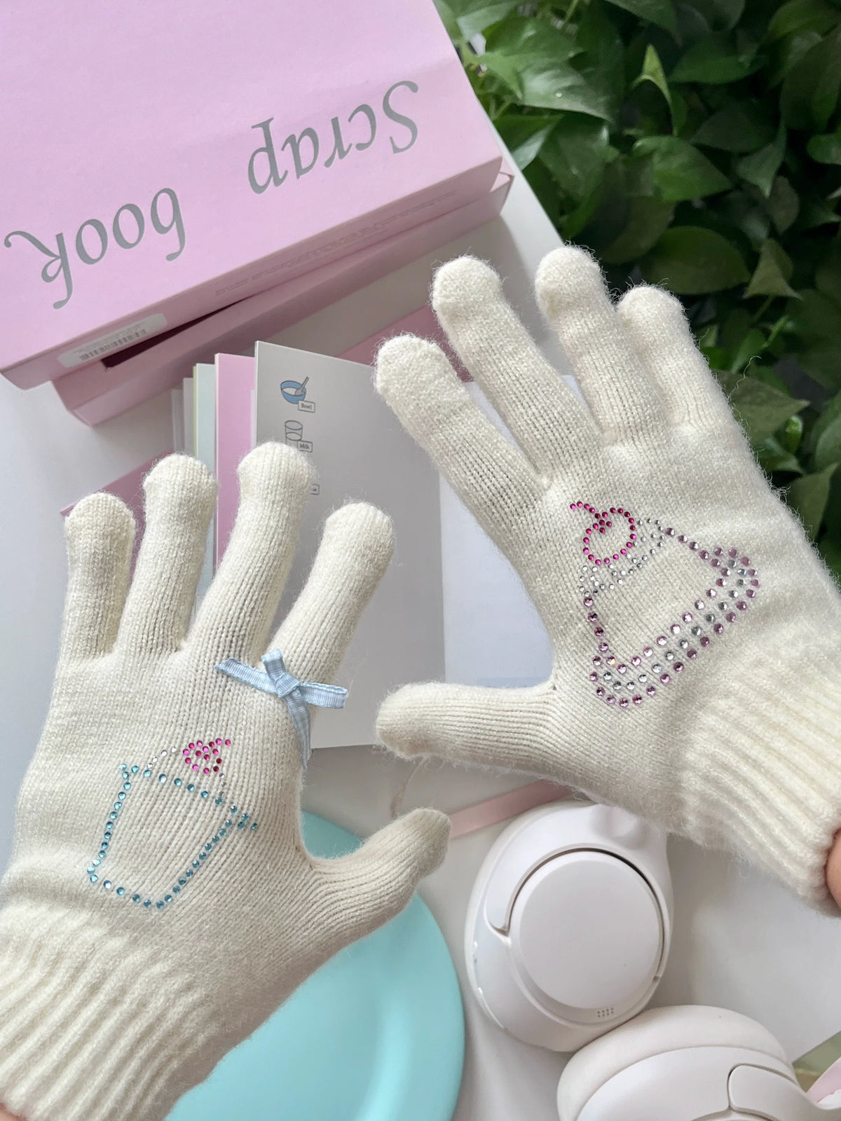 puppy angel bedazzled gloves