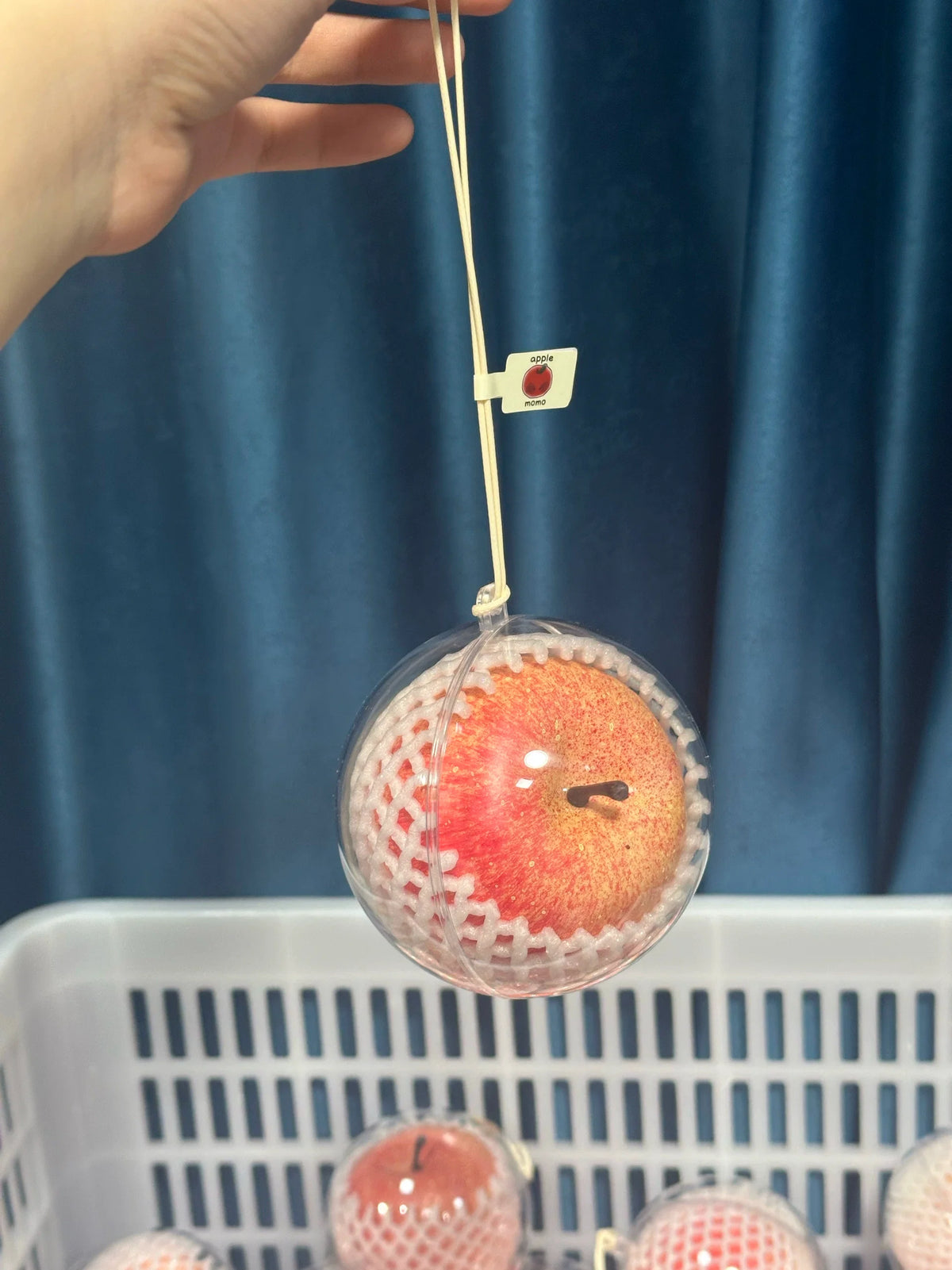 apple pendant
