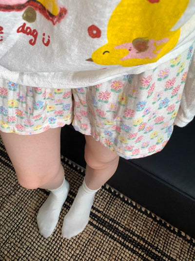 daisy floral shorts