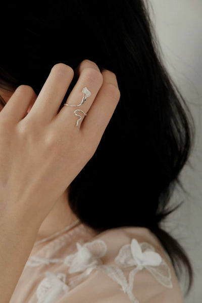calla lily ring