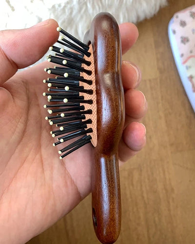 teddy bear wood comb